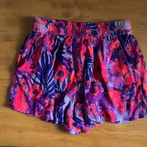 Mossimo Stretch Waist Floral Shorts